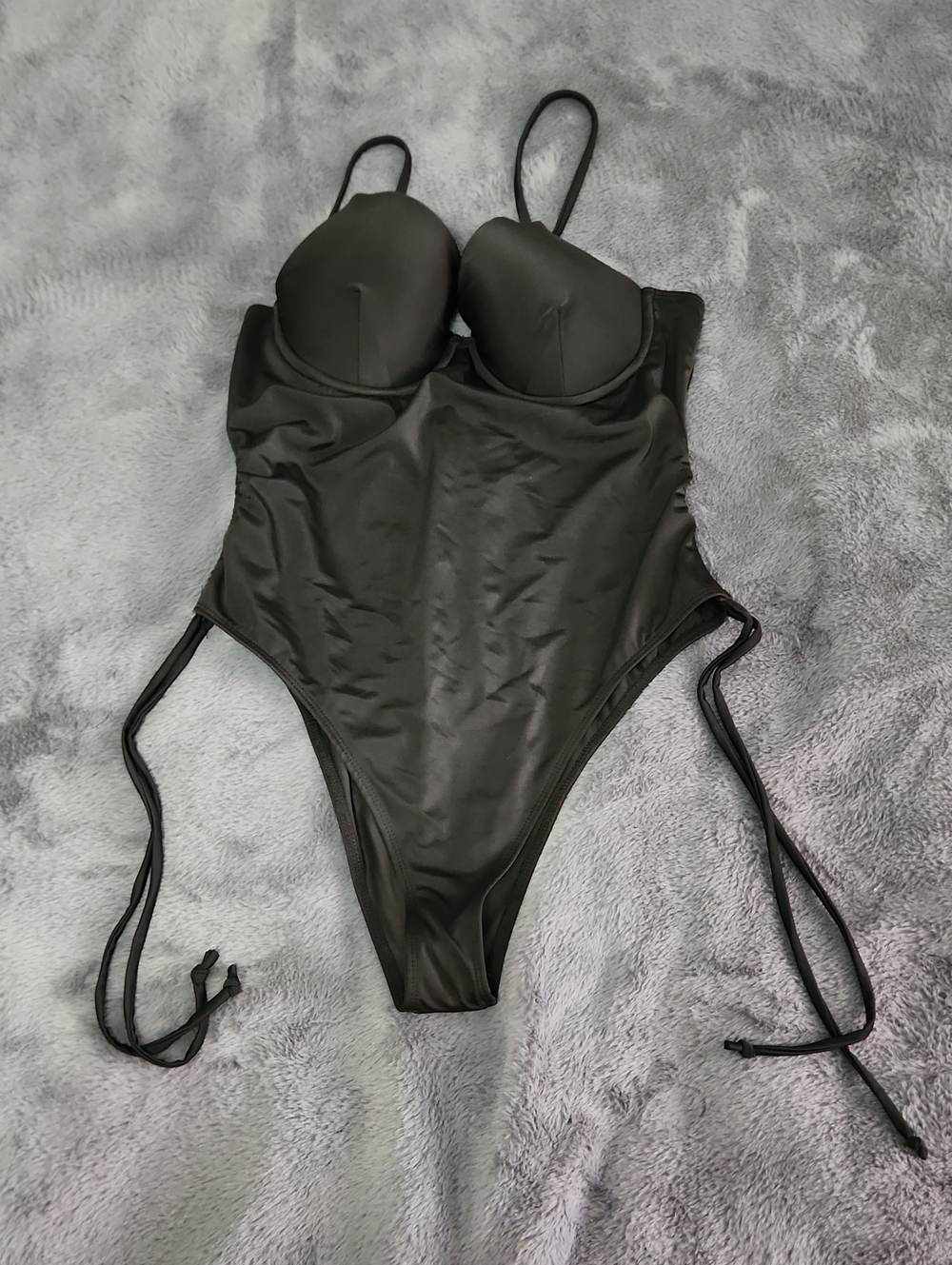 🆕️Fashion Nova Black Ruched One-Piece Bikini